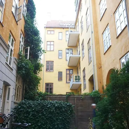 Boheme Chic & Kings Garden. Apartman *